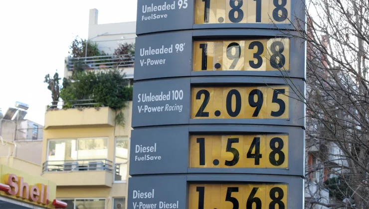 Il prezzo del carburante dimostra una deflazione minimava 